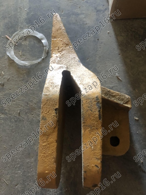 Зуб ковша левый ZL50G, LW500, LG953