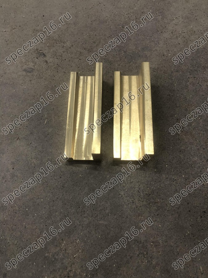 Направляющая медная поворотного круга XG3165