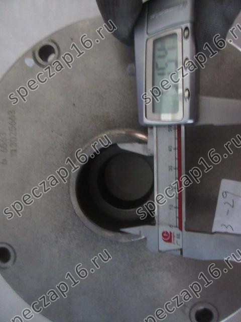 Крышка маховика TD226