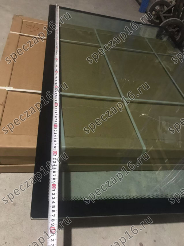 Стекло лобовое заднее XG931-935,958-962H из 3х