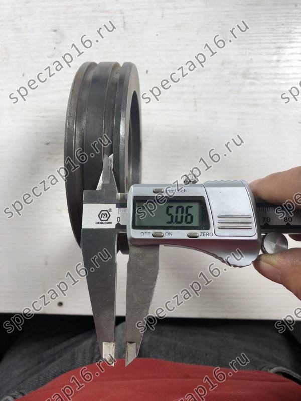 Стакан уплотнений кпп XG932-955 new