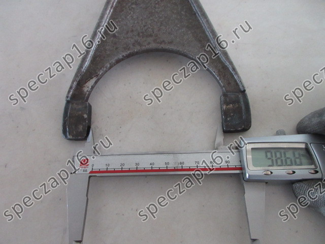Вилка кпп BS428