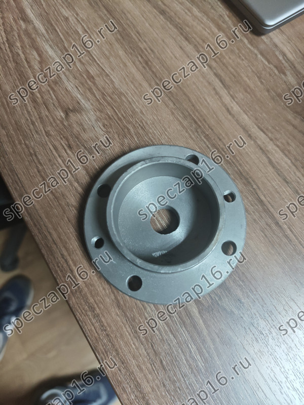 Крышка кпп BS428 нижняя